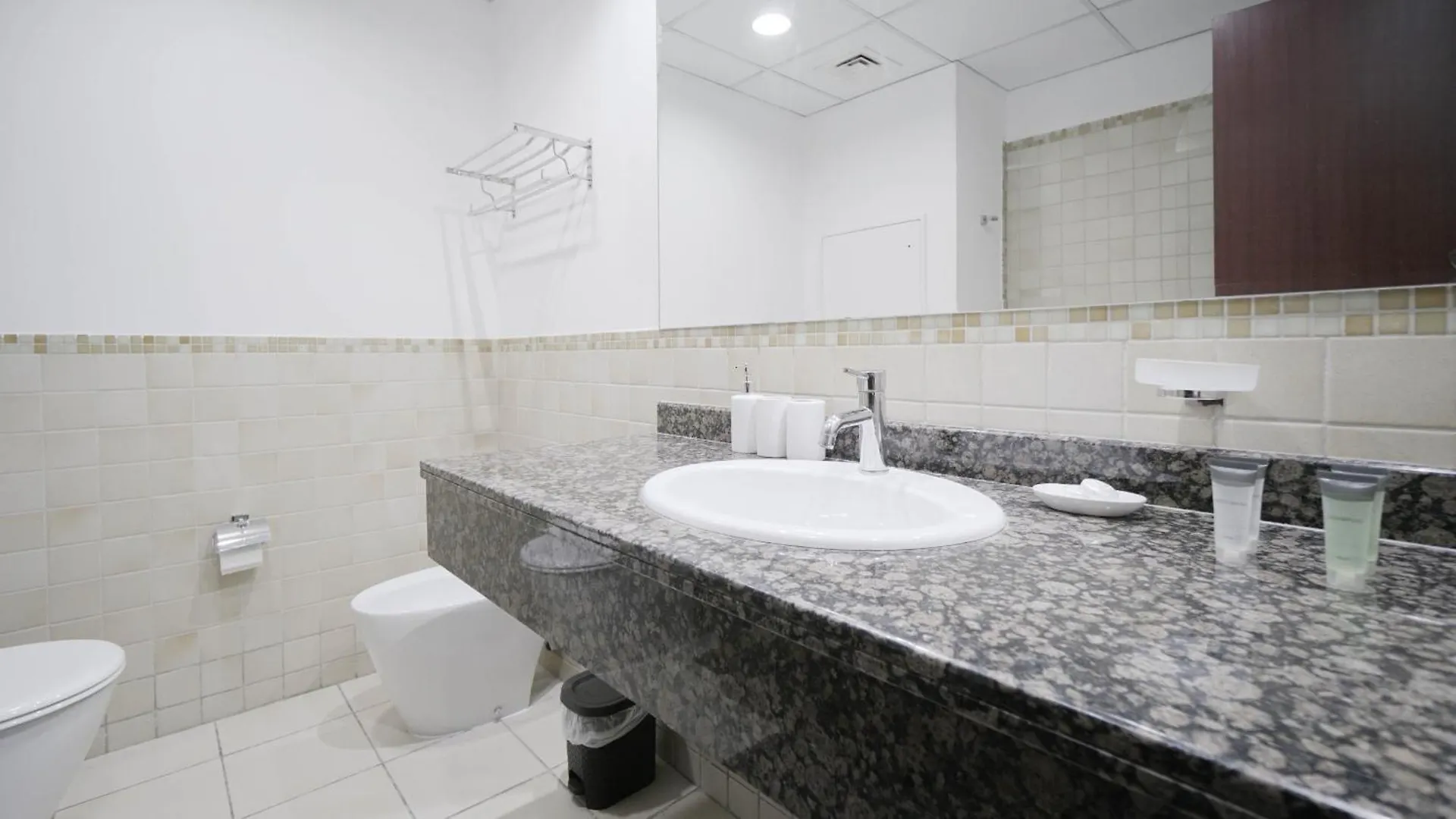 704, Shams 1 Apartment Dubai