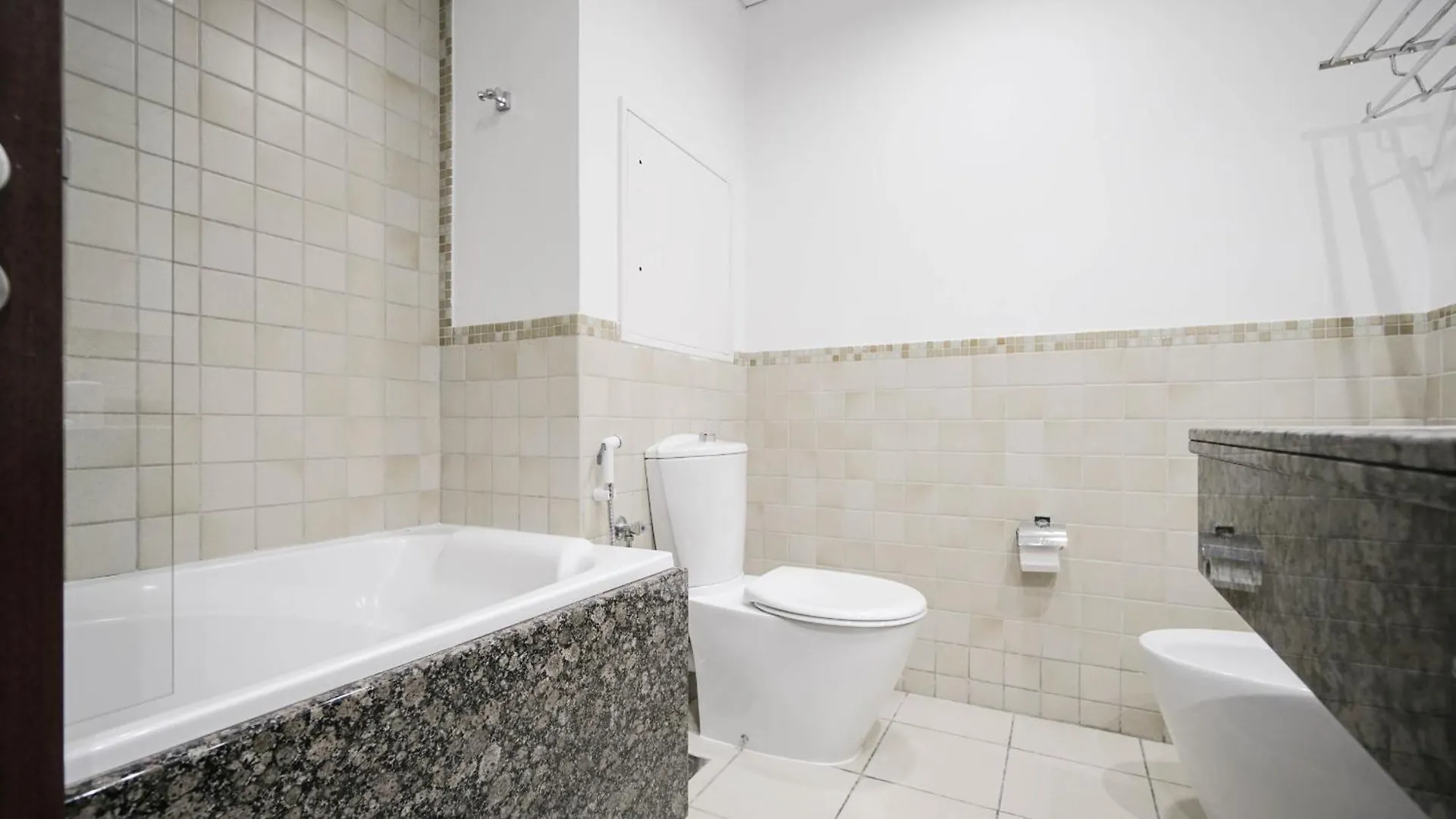 704, Shams 1 Apartment Dubai United Arab Emirates