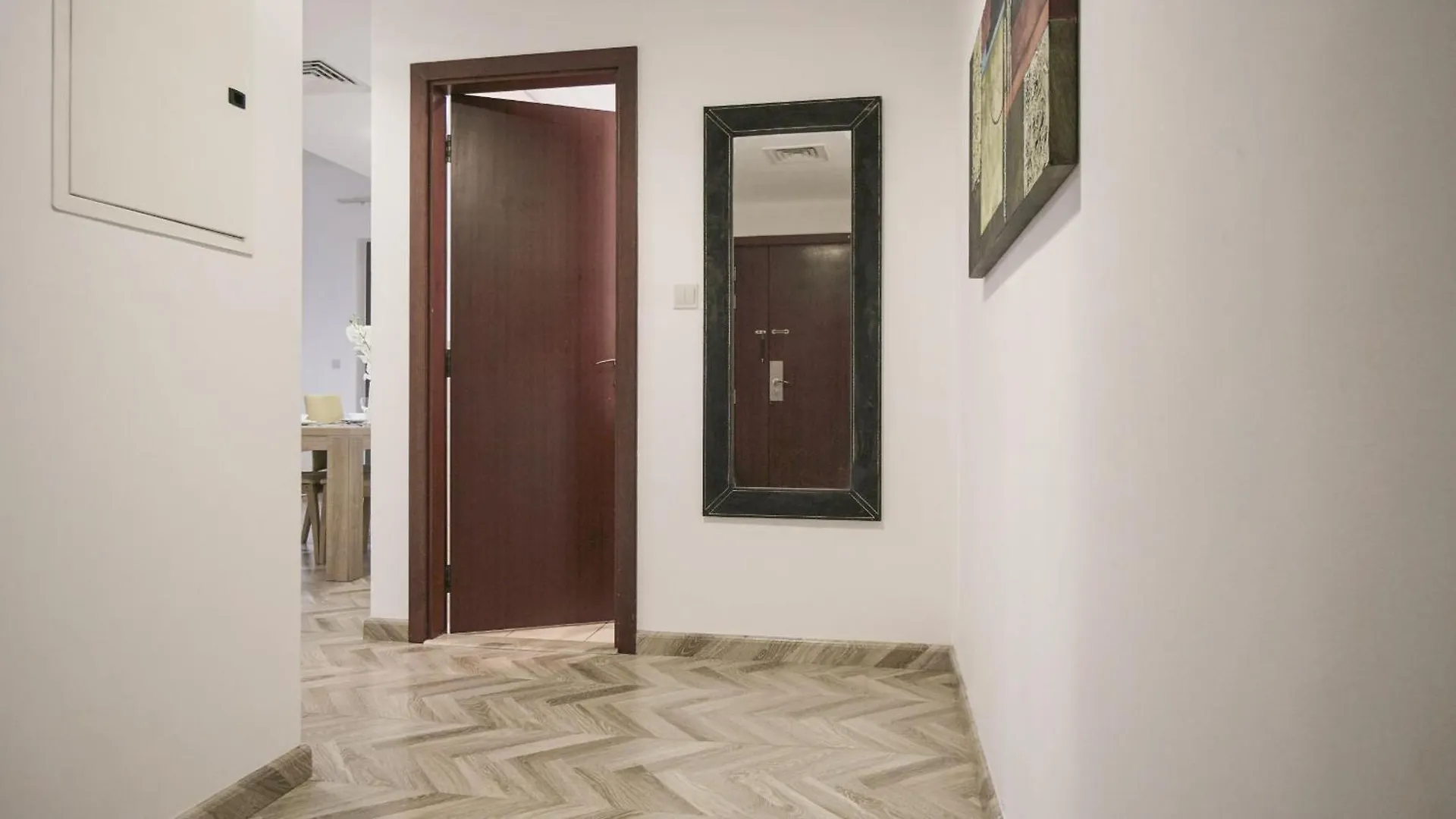 704, Shams 1 Apartment Dubai